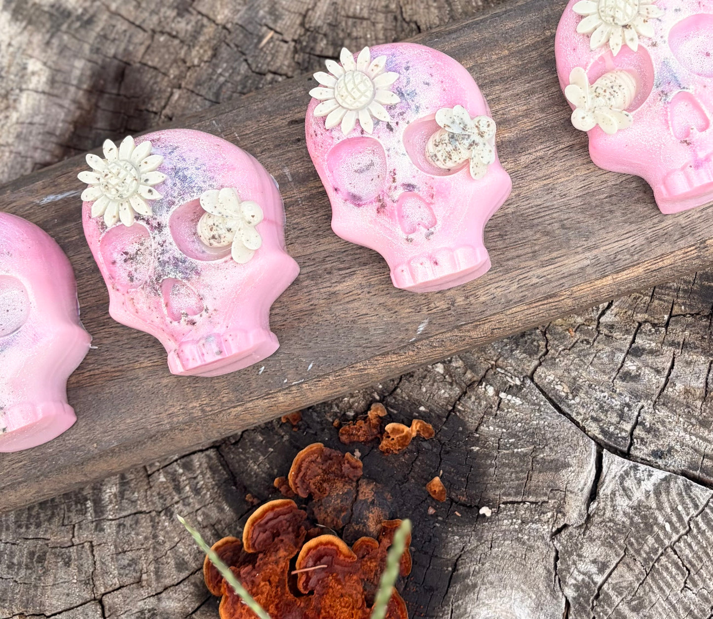 Rose Gelatto Sugar Skull Goat Soap Approx. 4 oz