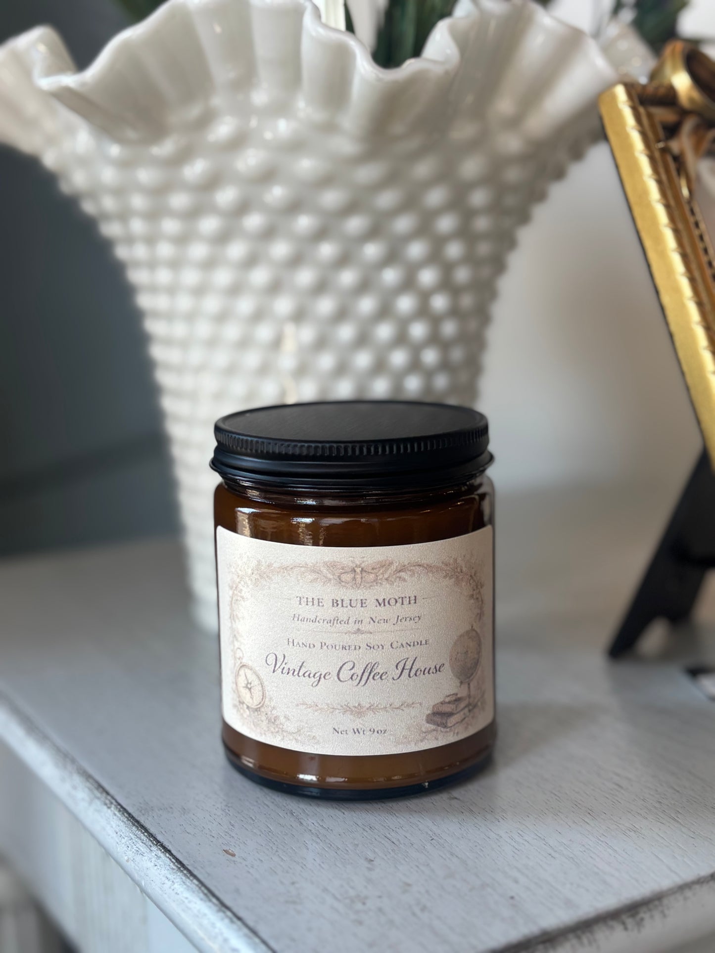 9oz VINTAGE COFFEE HOUSE Hand Poured Soy Candle in an Amber Glass Jar Cotton Wick