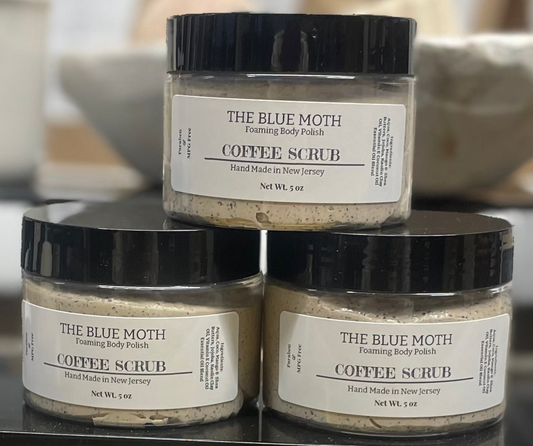 Woodland Foaming Coffee Scrub 5oz with Scooping Spoon